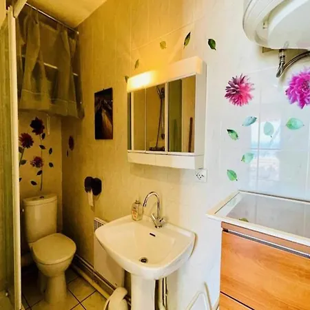 Port Apartment